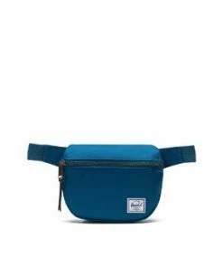 Weekly New Arrivals HERSCHEL Fifteen Classic