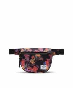 Weekly New Arrivals HERSCHEL Fifteen Classic