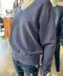 MODO Deep V Neck Pullover