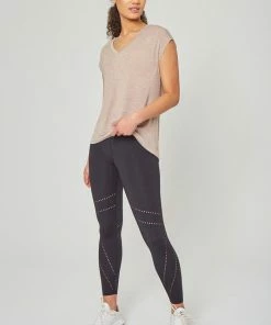 MPG Madison Long Back V Neck