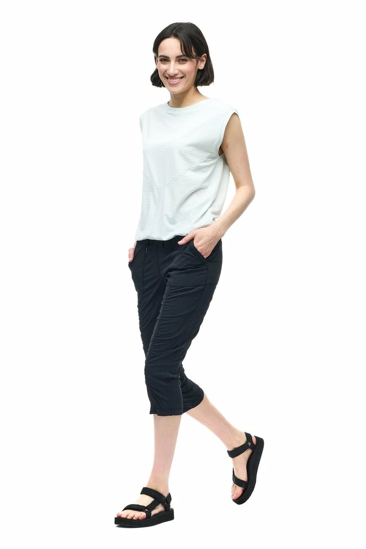 INDYEVA Nakato III H/W Capris Weekly New Arrivals 3 INDYEVA Nakato III H/W Capris Weekly New Arrivals