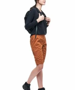 INDYEVA Viajar II Short Weekly New Arrivals