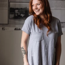 One Tooth Sarnia BLONDIE Janis Tee Women's 5 One Tooth Sarnia BLONDIE Janis Tee Women's